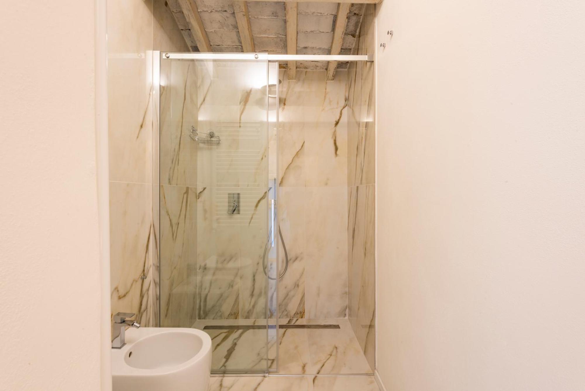 Dolce Vita Apartament ฟลอเรนซ์ ภายนอก รูปภาพ