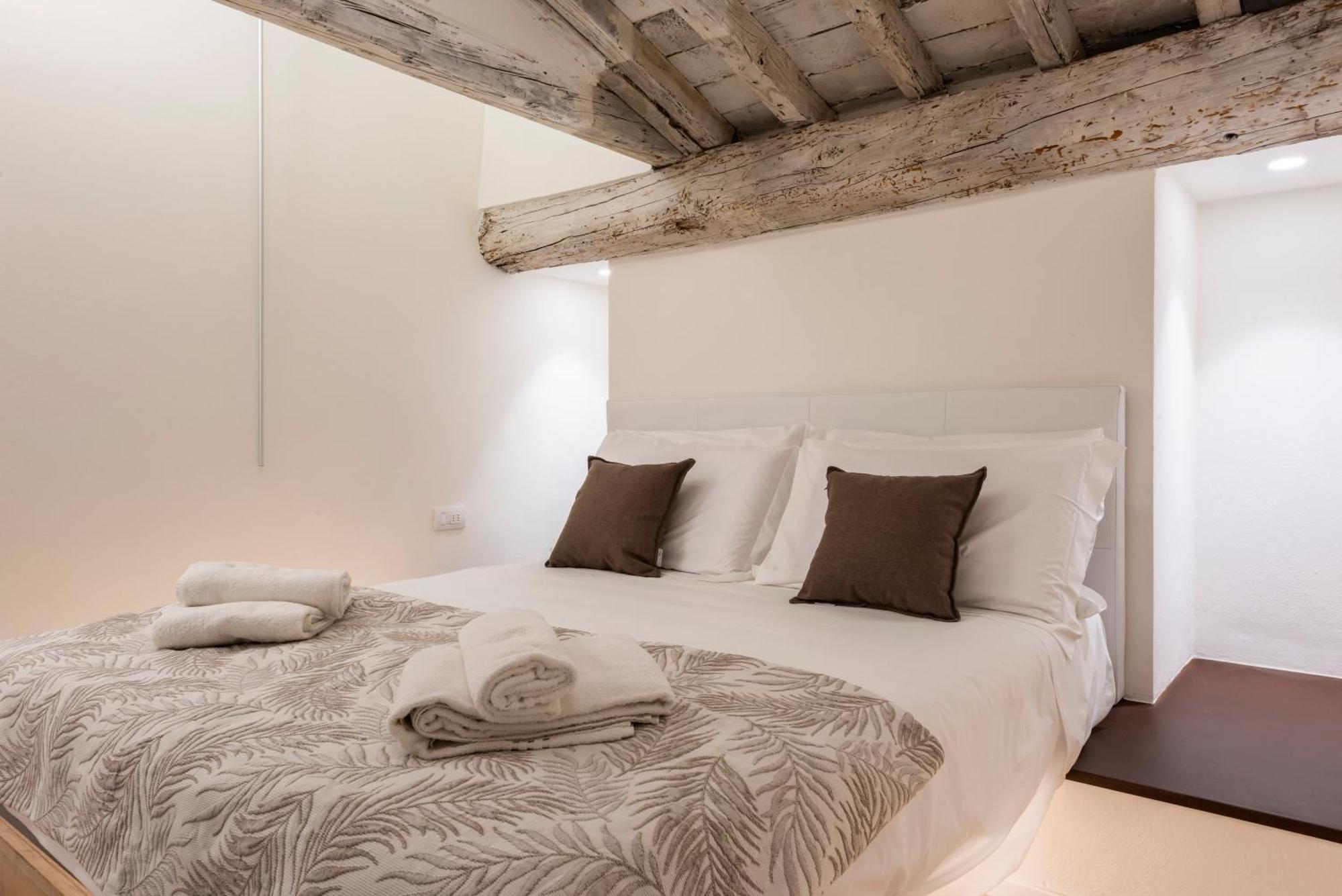 Dolce Vita Apartament ฟลอเรนซ์ ภายนอก รูปภาพ